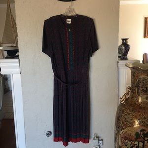 Vintage Leslie Fay Paisley Pleated Dress size 14